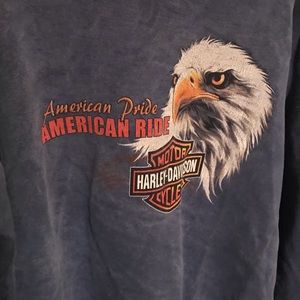 Harley-Davidson sweatshirt